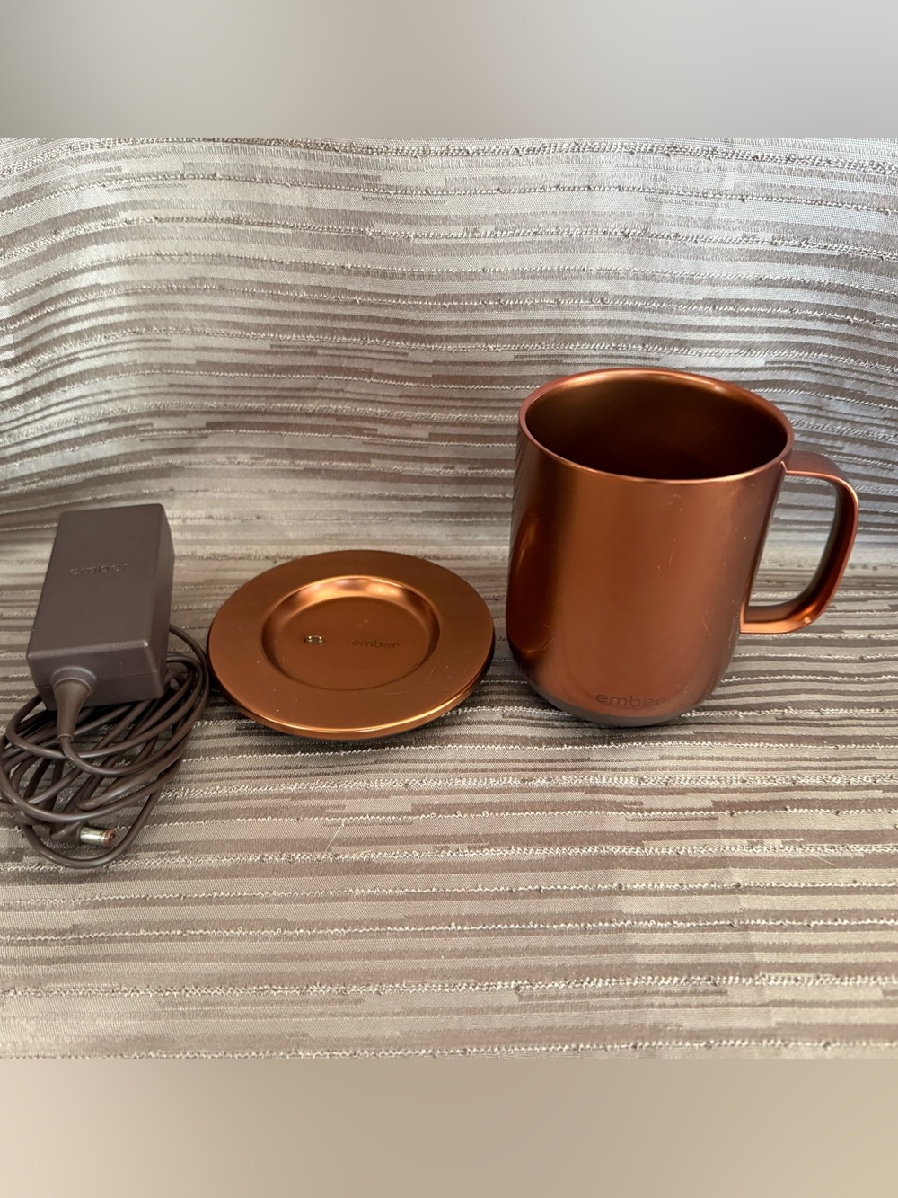 NWOT Ember Copper Smart Mug with Charging Coaster